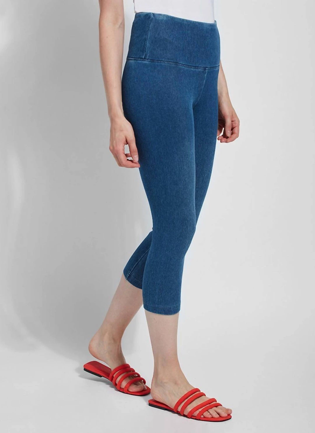 Outlet π₯ Lysse π© women Denim Capri Legging in Mid Wash π 2 Outlet π₯ Lysse π© women Denim Capri Legging in Mid Wash π - Image 2