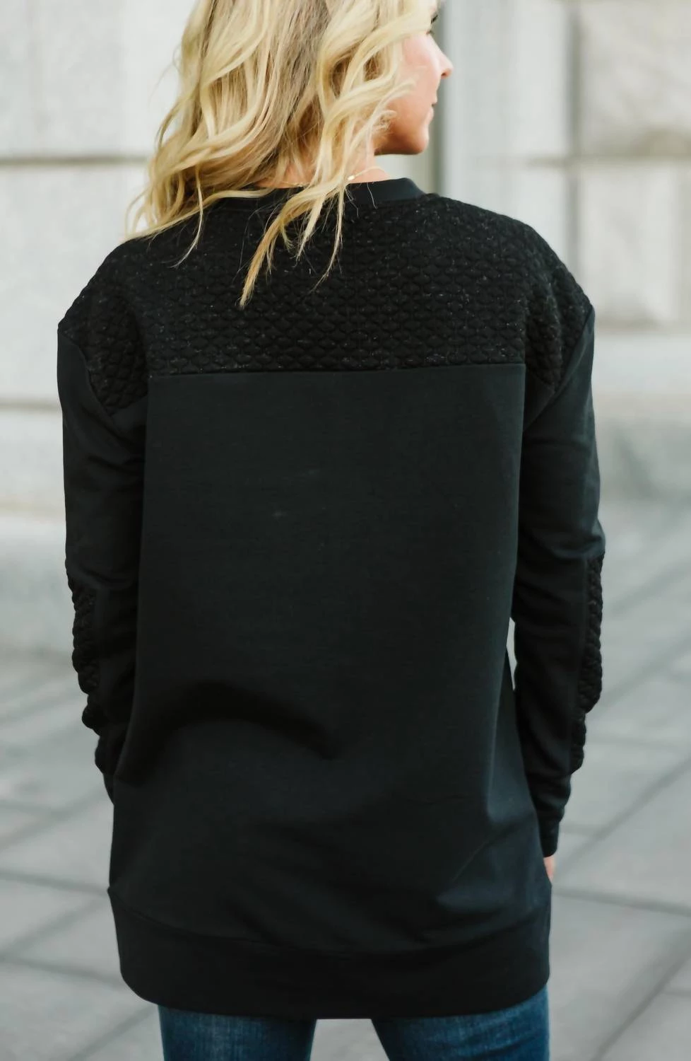 Wholesale ๐ Lysse ๐ฉ women Devoe Sweatshirt in Black ๐ 3 Wholesale ๐ Lysse ๐ฉ women Devoe Sweatshirt in Black ๐ - Image 3