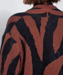 Wholesale 🛒 Lysse 👩 women Precious Sweater 🧥 Coat in Black/Brown 👍 9 Wholesale 🛒 Lysse 👩 women Precious Sweater 🧥 Coat in Black/Brown 👍 -White Mountain Shop 6f94b0b4e3e04b35acf6562623d4586d 1080x