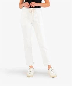 New โ Kut From The Kloth ๐ฉ women Rachael Pull Up Pork Chop Pant in White ๐