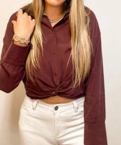 Discount 🌟 Kut From The Kloth 👩 women Callie Twist Front Top in Deep Burgundy 🌟 -White Mountain Shop 8a734e1e111b4bd79f7a83a4b1aa191c c70c7364 f898 4e1a aac6 e95191482dcb 1080x