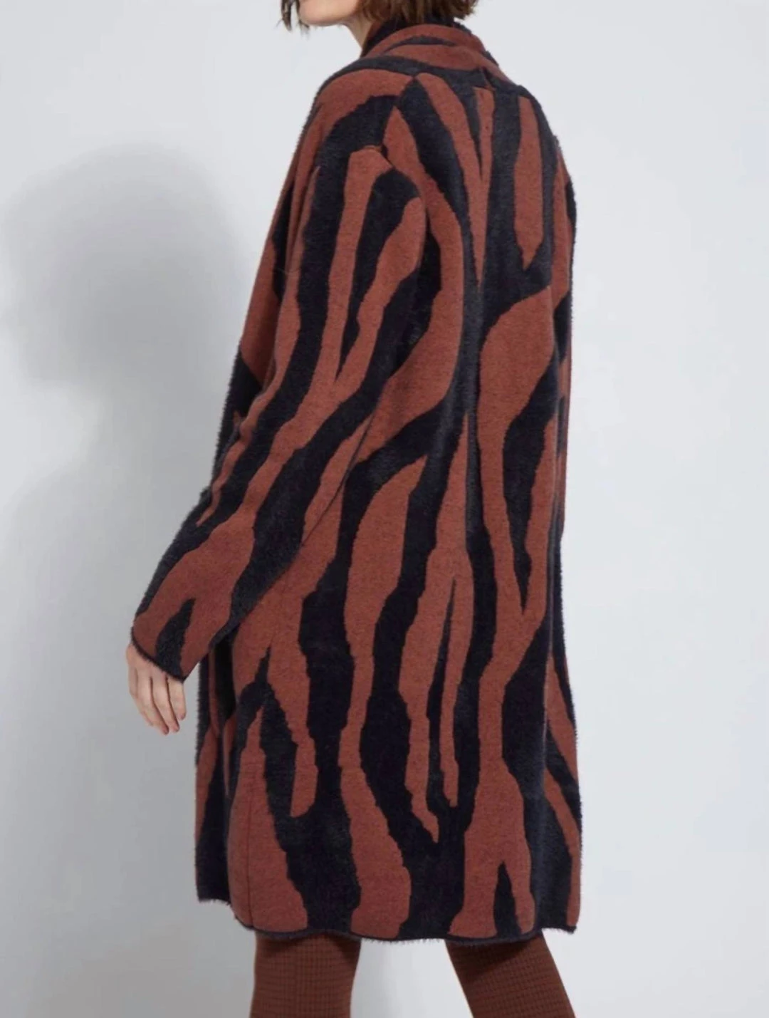 Wholesale 🛒 Lysse 👩 women Precious Sweater 🧥 Coat in Black/Brown 👍 5 Wholesale 🛒 Lysse 👩 women Precious Sweater 🧥 Coat in Black/Brown 👍 - Image 5