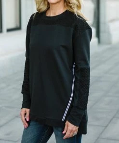 Wholesale 🌟 Lysse 👩 women Devoe Sweatshirt in Black 😀